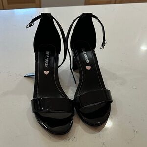 Steve Madden Glossy Black Heels